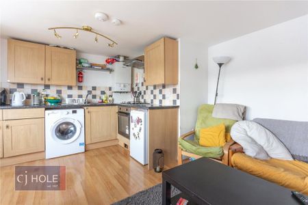 2 bedroom apartment to rent - Photo 3