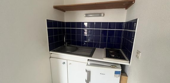 Location Appartement 1 pièce 21m² BORDEAUX 33800 - Photo 2