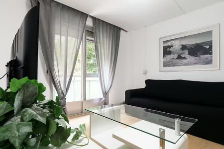 Calle de Hernán Cortés, Leganés, Community of Madrid 28911 - Photo 3