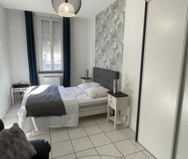 Location Appartement 2 pièces Meublé 81m² VILLENAVE D ORNON 33140 - Photo 4