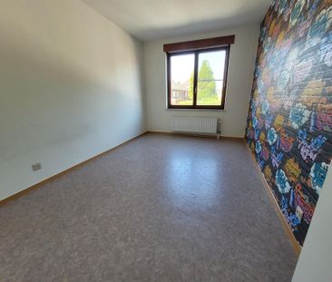 KNAP appartement op de 1ste verdieping met 3 slaapkamers en garagebox! - Photo 1