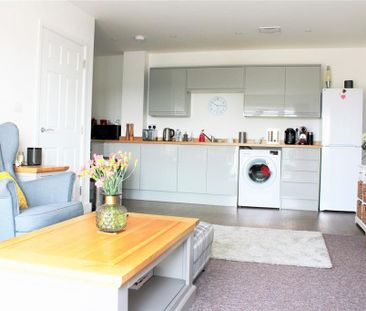 2 bedroom apartment to rent - Photo 4