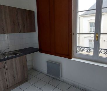 Appartement 3 pièces 59m2 REIMS 775 euros - Photo 3