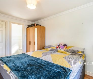 2 bedroom apartment to rent Stride Close, Chichester, PO19 - Photo 4