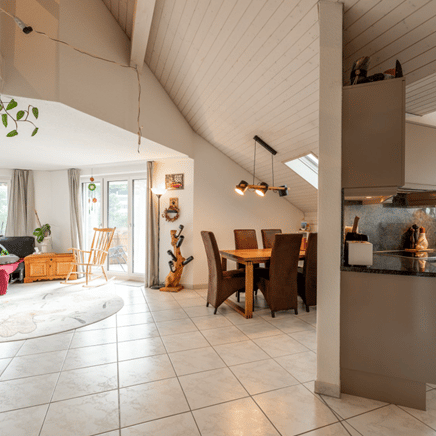 Grosszügige 6.5-Zimmer-Maisonette-Wohnung in ruhiger Lage in Bremgarten AG - Foto 1