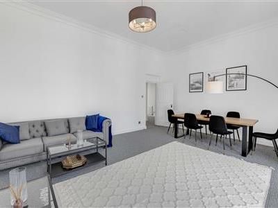 Parkland Gardens, SW19 - Photo 3