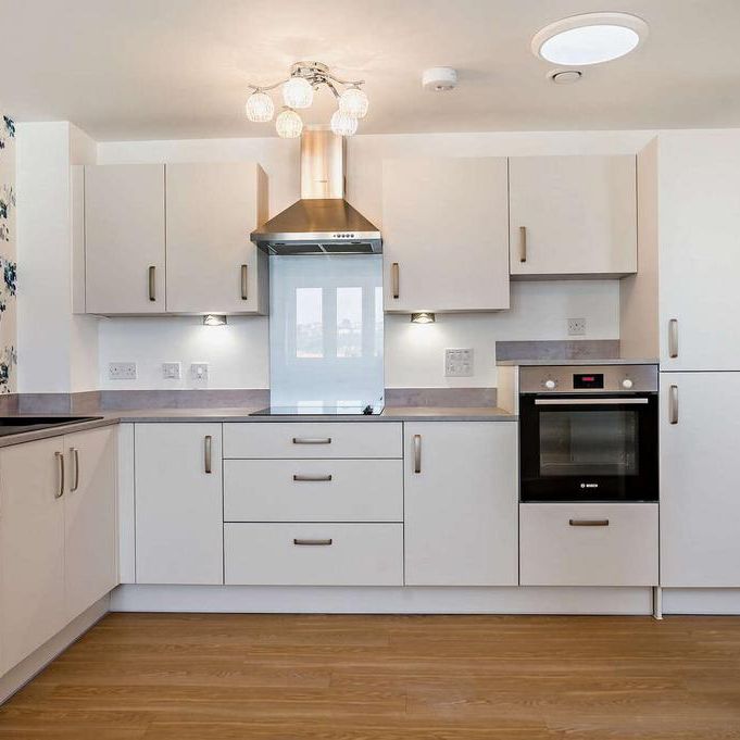 1 bedroom retirement property to rent - Photo 1