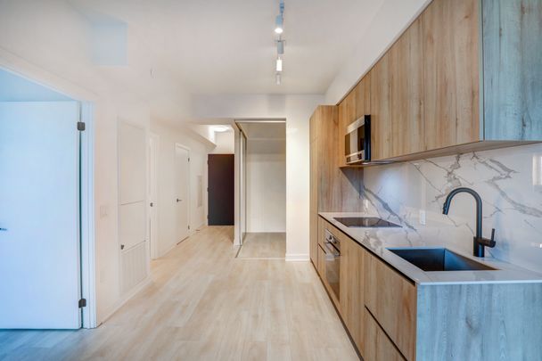 For Lease - 117 Broadway Avenue Unit# 704, Toronto, Ontario - Photo 1