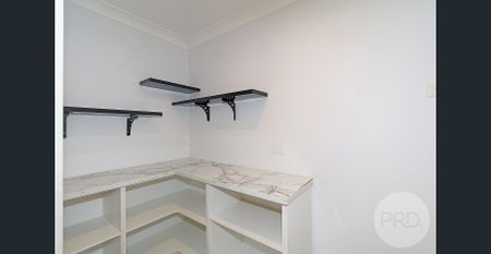 20 Cunjegong Loop, Gobbagombalin NSW 2650 - Photo 3