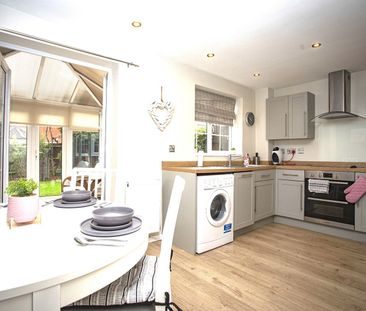 3 Bed Detached House, Rochford Drive, LU2 - Photo 4