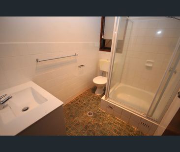 1/34 Kenneally Street, Kooringal, NSW 2650 - Photo 5