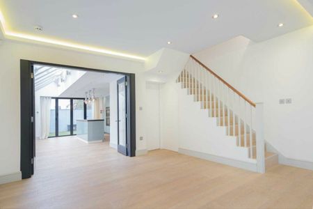 Musard Road, Hammersmith, W6 - Photo 2