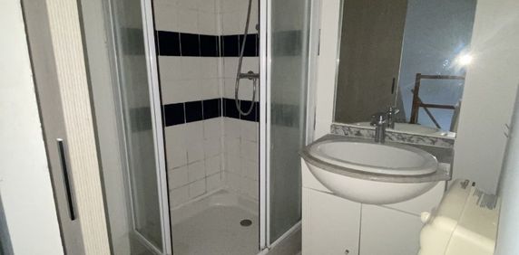 Location Appartement 2 pièces 38m² DOUAI 59500 - Photo 2