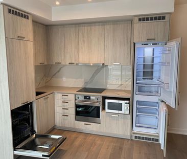 For Lease - 38 Honeycrisp Crescent Unit# 1005, Vaughan, Ontario - Photo 1