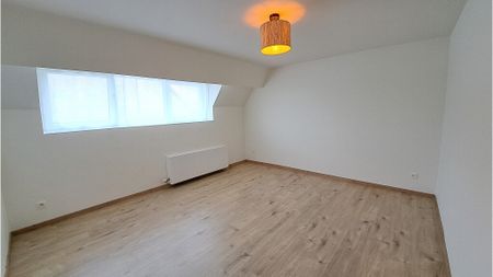 Comfortabel duplex appartement te huur in Torhout - Photo 2