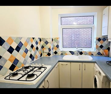 2 Bed Flat, Carlton Court, SO15 - Photo 5