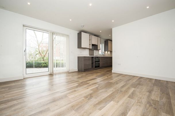 2 bedroom apartment to rent River Court, Millbrook Street, Cheltenham, GL50 - Photo 1