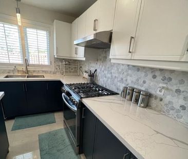 For Lease - 311 Oaktree Circle, Mississauga, Ontario - Photo 5