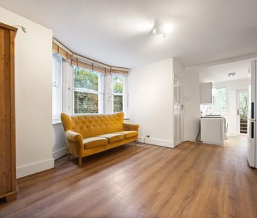 Iverson Road, West Hampstead, London - Photo 3