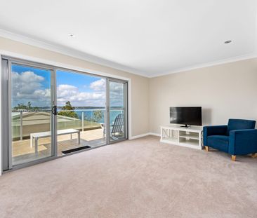 Those Holiday Feels - Photo 2