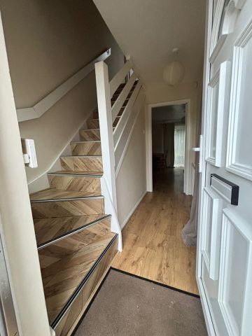 1 Bed Semi-Detached House, Chime Bank, M8 - Photo 2