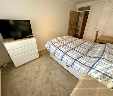 1 bedroom property to rent - Photo 1