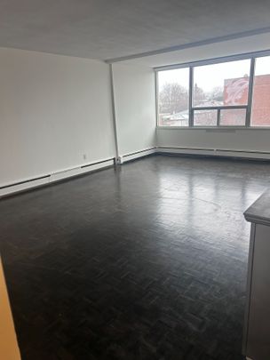 For Lease - 650 Briar Hill Avenue Unit# 802, Toronto, Ontario - Photo 1