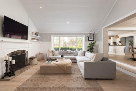 For Lease - 161 Dianne Avenue, Oakville, Ontario - Photo 3