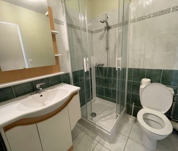 Location Appartement 2 pièces 35m² ONET LE CHATEAU 12850 - Photo 2