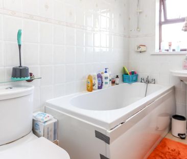 2 bedroom terraced house to rent - Photo 5