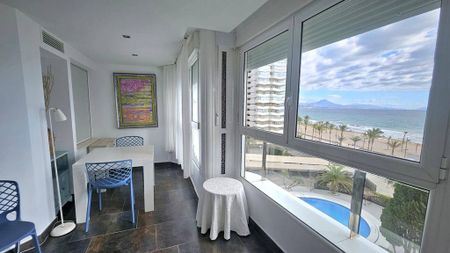 3 room luxury Apartment for rent in Alicante, Spain - Photo 2