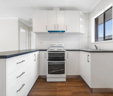 2 / 8 Higgins Avenue, Wagga Wagga NSW 2650 - Photo 5