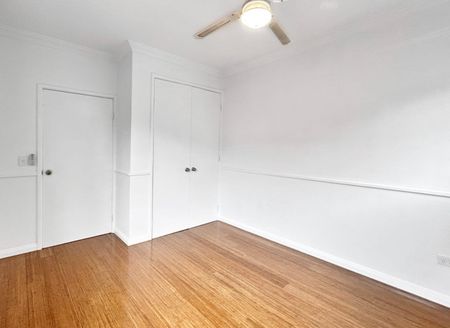 2-Bedroom Apartment with City View! - Photo 3