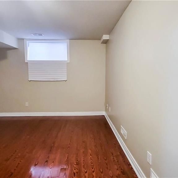 For Lease - 132 Udvari Crescent Unit# 1, Kitchener, Ontario - Photo 1