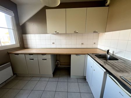 Location Appartement 2 pièces 38m² LILLE 59000 - Photo 2