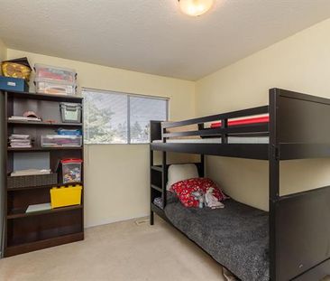 Upper Home with Large Fenced Yard - Photo 4