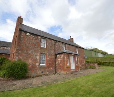 The Old Farmhouse Hilltown of Ballindean, Inchture, Perthshire - Photo 4