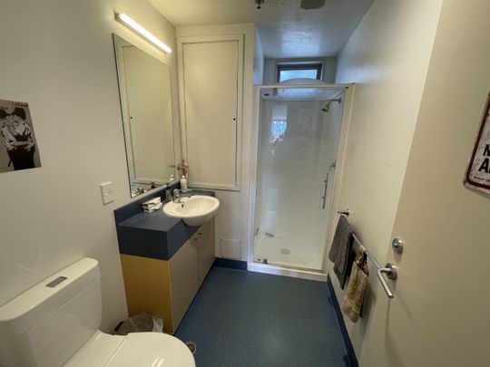 7 Bedrooms in Mt Cook! - Photo 1