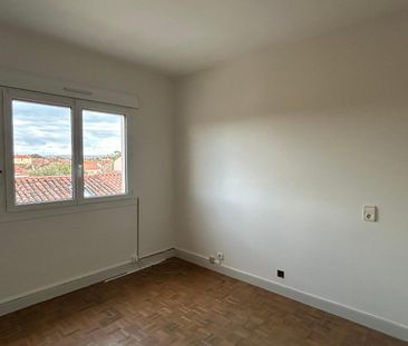 Location Appartement 2 pièces 68m² ALBI 81000 - Photo 3