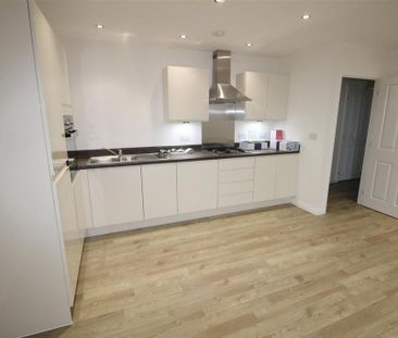 2 bedroom apartment to rent - Photo 6