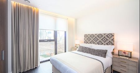 2 Bedroom Apartment, Charles Clowes Walk, Nine Elms, London - Photo 3