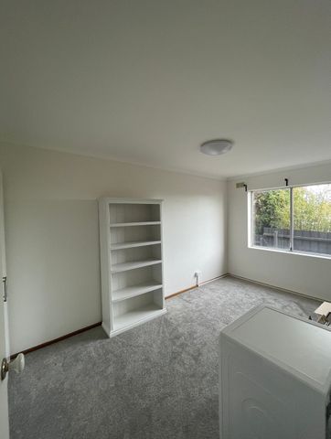 Cheltenham - Photo 4