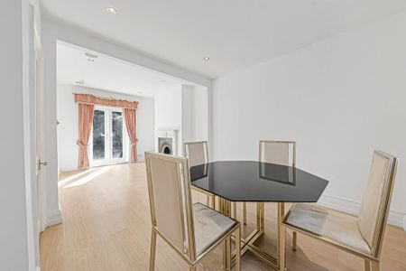 2 bedroom semi-detached house to rent - Photo 5