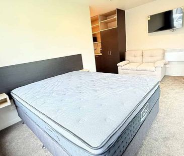 Studio apartment with Utilities Included - Photo 3