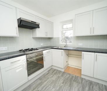 2 bedroom maisonette to rent - Photo 6