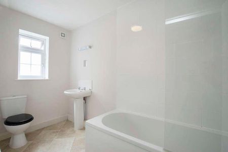 Grosvenor Street, Cheltenham, GL52 - Photo 3