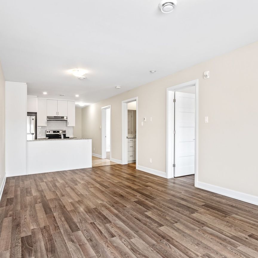 For Lease - 480 Church Street Unit# 302, Russell, Ontario - Photo 1