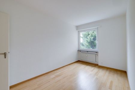 Komfortabel wohnen in gepflegtem Mehrfamilienhaus - Photo 4