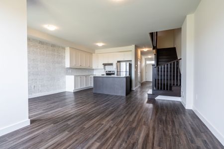 For Lease - 6 Bedrock Drive, Hamilton, Ontario - Photo 2