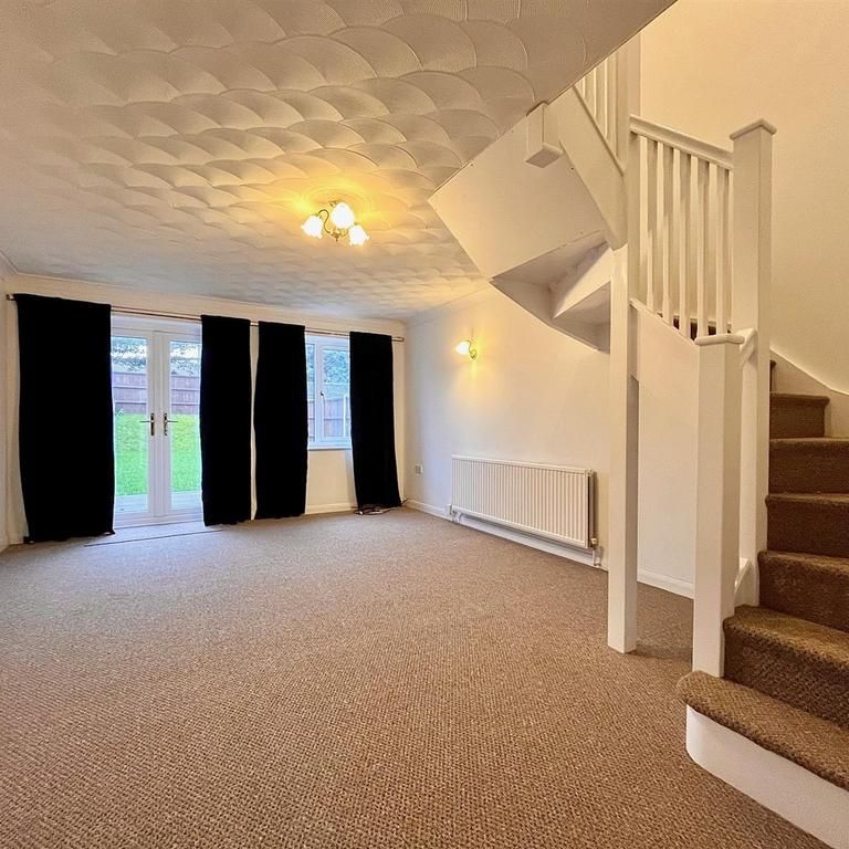 2 bedroom semi-detached house to rent - Photo 1
